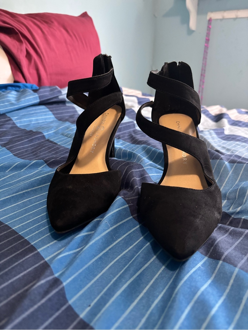 Chinese Laundry Black Pointed-Toe Crisscross Strap Heels